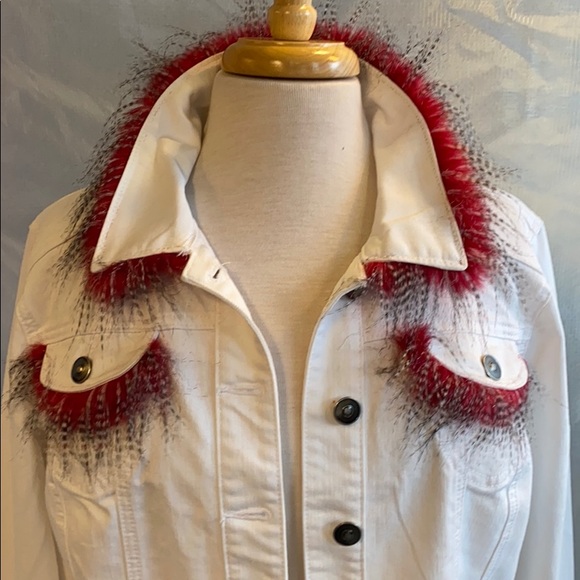 SOLD-Large Jean jacket - Picture 3 of 8